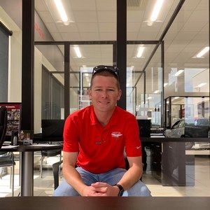 Meet your Posher, Justin